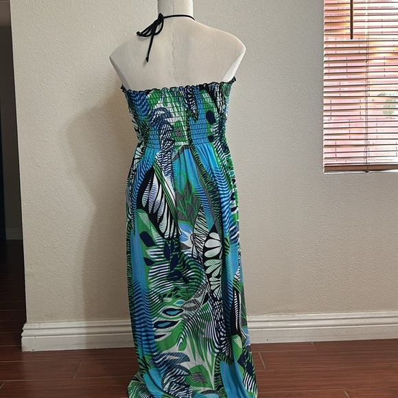 One Two Three Dress
OS - Picture 2 of 2
